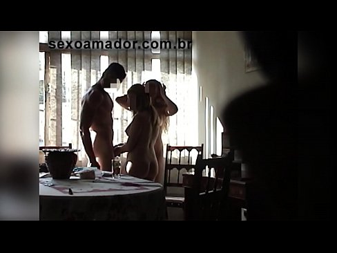 ❤️ Seksfreonen noegje in gigantyske man en in trijetal mei him út ❌ Porno by porno fy.xinwen1288.top ️❤